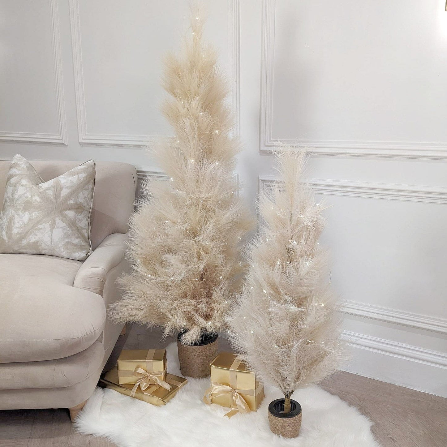 Medium Decorative Faux Pampas Tree with LED Lights